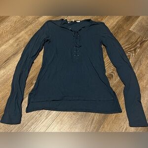 PAM & GELA DARK TEAL - 3/4 LACED UP CLOSURE LONG SLEEVE TOP SIZE XS PETITE.